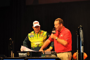 33C4B848-3284-4DD1-ACC3-B96A1DA12957