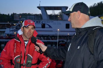 33F0EBC8-94A6-48DA-964A-63A841BAFB41