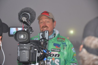 3416BFF9-0709-4E7D-8B11-F7A8CBF50FA4