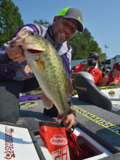 34E162D3-B716-4155-B247-6C523C1AB748