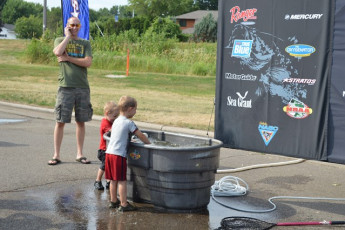 350490E5-E143-4201-BBCE-728151A829C3