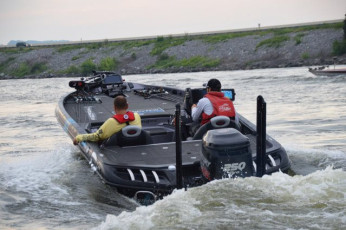 356DE652-A758-4B5B-99B8-AAF067389405