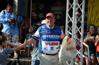 3734EDF8-F3BC-4C29-9AD6-552DEB36F069