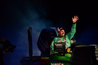 37773897-B530-4EDD-BB2C-E8CF7FB3EF9C