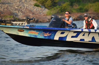 37FDFD32-CB76-4F9A-A1BB-D0291330BF31