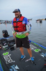 3886890B-A8F0-4AAF-BE17-FD90A278F92E