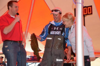 3A5295DA-DFFD-4E3F-8111-31AD871CB6F9