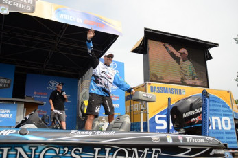 3A94E8F1-4819-4B1D-887F-B3CE6F41D6B0