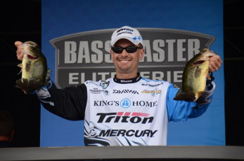 3A9C16B0-7E8B-49C8-B421-30CA0DFF64CC