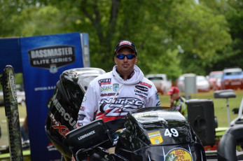 3B59DC3F-1CC2-40D7-9974-4176BACEBE0E