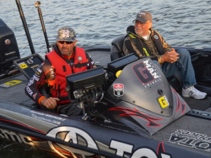 3BC84ACF-2581-429C-A43B-B634A55179B7