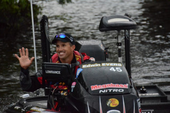 3C51EF98-4E1C-44FC-8FE0-199C46D72792