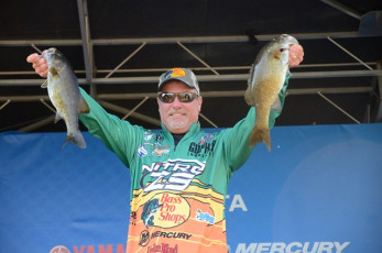 40455013-9BDD-4879-9154-17F816702FF6