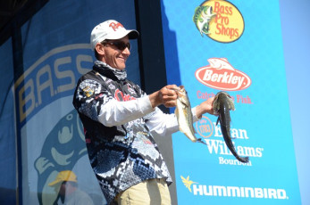 4087E1EA-D24D-460C-A0D6-688F59F71DDD