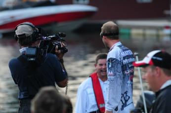 41F8D170-5383-4C24-AD6A-9B217FE240BF