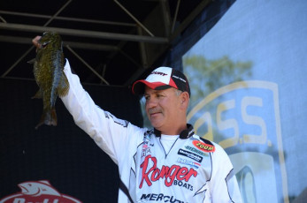 422B496C-FD35-453D-98E7-4C68E06C42D5