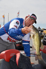 4327D5C3-6820-4237-B213-40E8C1B1A0CE