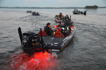 439A381A-3E2B-473C-AA47-CDE358596477