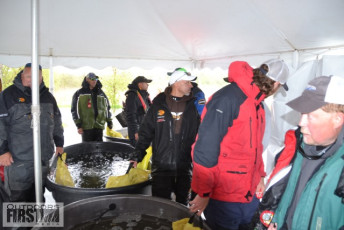 43DA4D9F-70BC-466B-A201-F5DF2B0FDD65