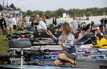 449044C4-85E2-4E65-A627-B9DC12B110C5