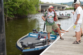 44F634E8-9194-4532-926B-FD82893F03B5