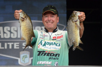 45A0D6A9-8C72-4A74-BD8B-0A201007ED9E