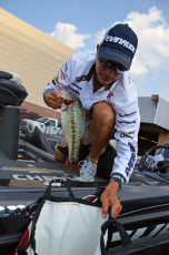 45C0872D-0A65-42CE-947A-A124D84C90BF