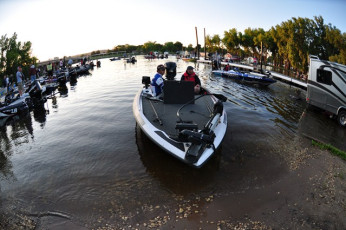 4654C4CF-B0B3-4A7F-87A5-65627572B5DE