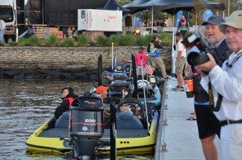 46969F00-8996-4AE4-B79B-C64368A2D68F