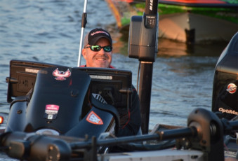 469C2C68-F3FF-415F-ACAA-21594A198FBD