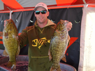 46F86BD0-5F78-4C9A-B3D6-4385E5762F5D