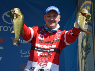 47D064A8-AD55-4919-8069-8A2472648F1A