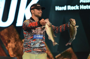 48151551-2FAF-48F4-A83B-DAF91691BDCA