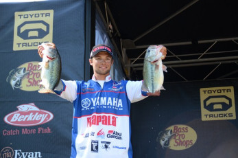 4869F65B-F23E-4EBF-93A9-C3F46156FFF8