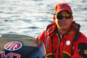 487B7835-8E97-487F-85EE-A308D9D30C21