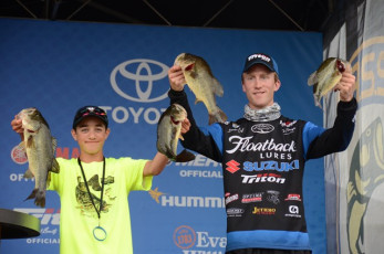 48952CED-B25C-44A6-9B9C-C1E314E9E2B3