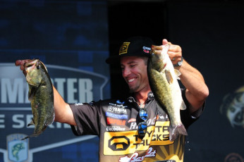 493AEB7B-3100-45B2-B7BB-C814D5201407