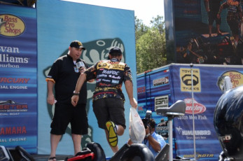 496F0D3A-8F4D-46E3-B937-B684B20FBD20