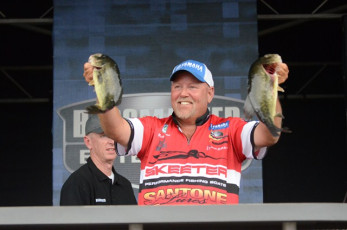 4985B65F-1A5E-46A4-9F12-02BCD3CDE9BB