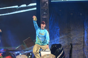 49FA4249-6EF8-48E6-9E26-81989E08F186