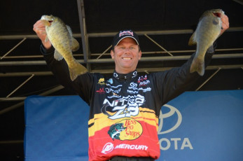 4B21C0B4-E0A7-42C3-8126-249AE7C66102