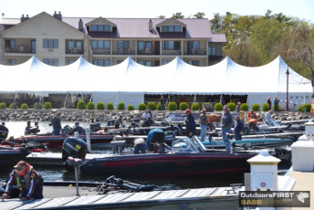 4B367EF6-613A-40C3-8D95-CF17AC747424