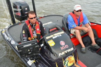 4B925B12-6CB8-4621-950E-75CFE1D33CD1