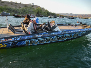 4C5A1BCF-97AD-499C-BB1F-C5ECB103B8BD