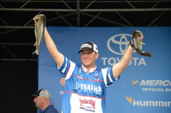 4CE50940-0C4C-4C63-A105-69DB65AB9EA4