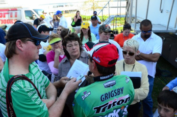 4EED382E-BF05-4D90-AC43-4934652415A9