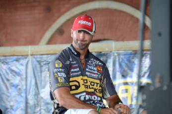 50ECE412-2F1D-4520-8D30-B567C2DA37F3