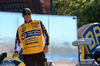 522DF986-4493-459D-9BAF-D38B5F656C63