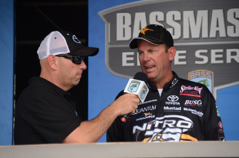 52B7B589-8843-4D4E-9F33-7E8B0FEE0BE7