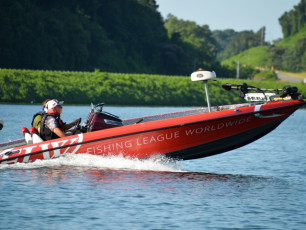 53F16F9C-055E-4AB7-B80C-0262A20F5C21